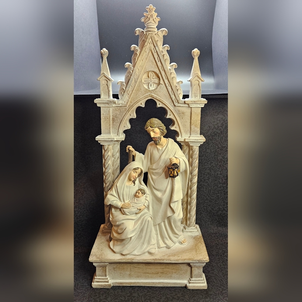 NWT RAZ Imports Holy Family Nativity Statue Cathedral Arch Decor.